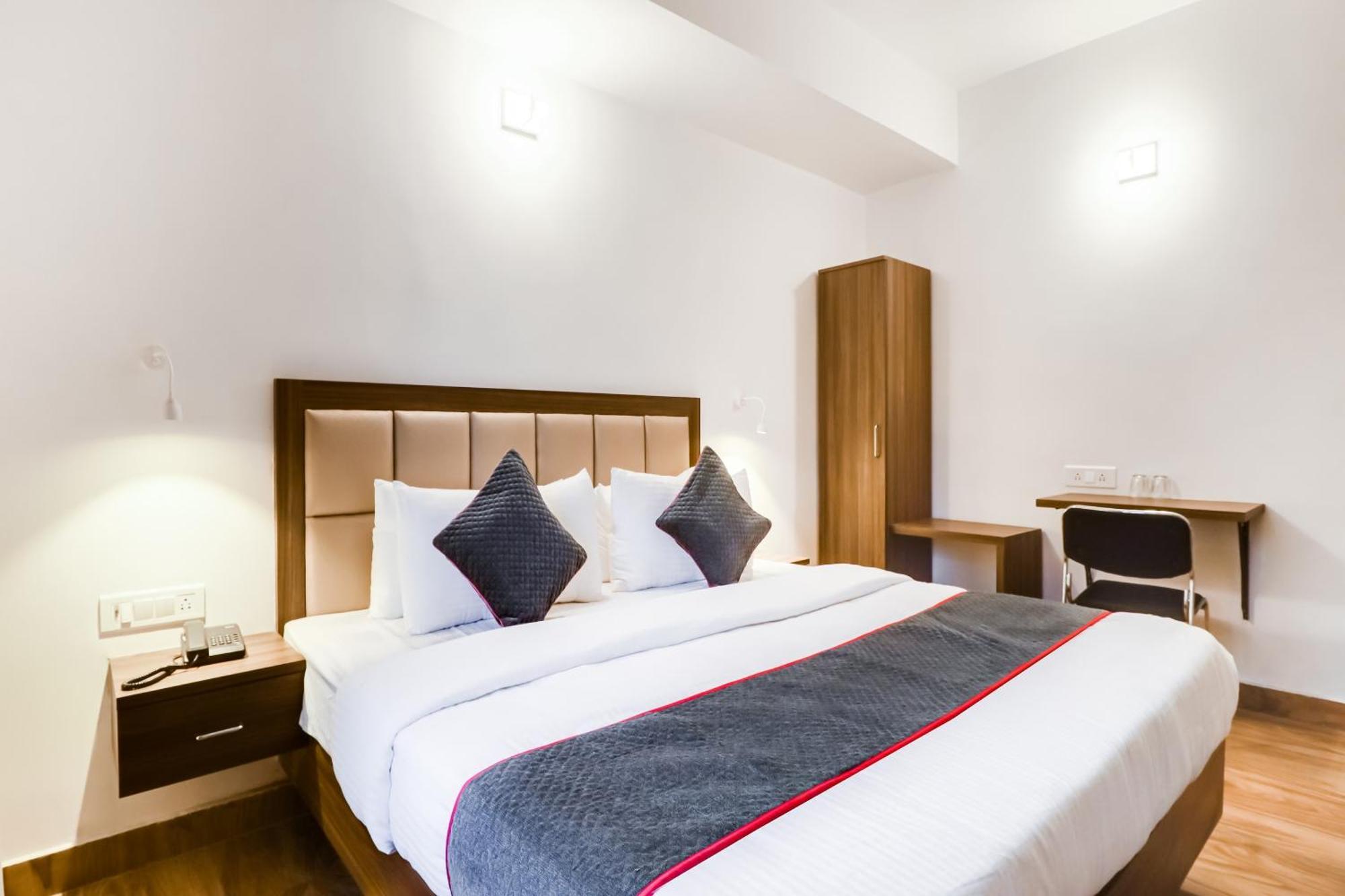 Townhouse Townhouse Clark Inn 巴特那 外观 照片