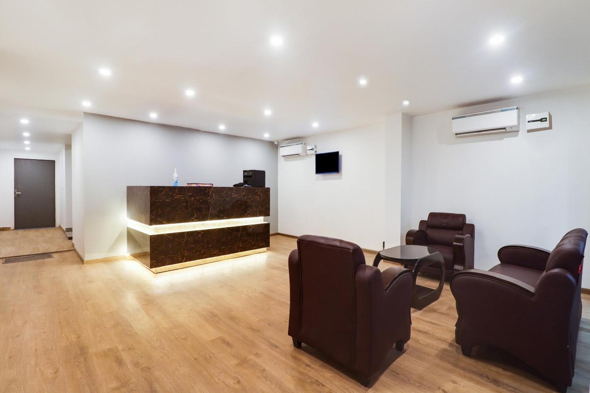 Townhouse Townhouse Clark Inn 巴特那 外观 照片