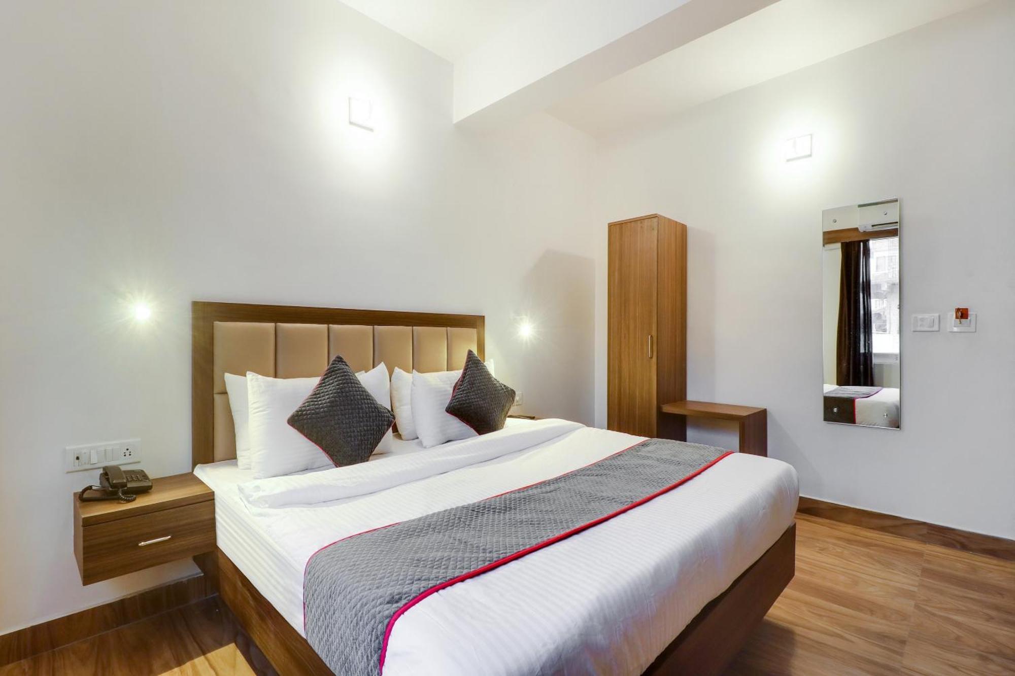 Townhouse Townhouse Clark Inn 巴特那 外观 照片